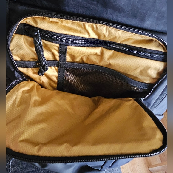 THULE Paramount Laptop Backpack 24L - Picture 8 of 9